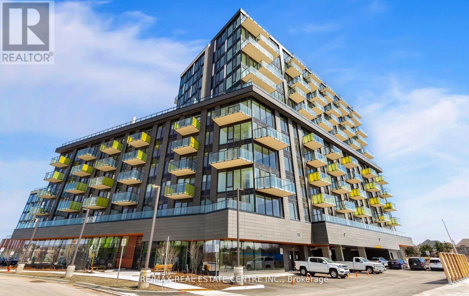 210 - 3006 William Cutmore Boulevard, Oakville, Ontario  L6H 8A4 - Photo 2 - W13776002