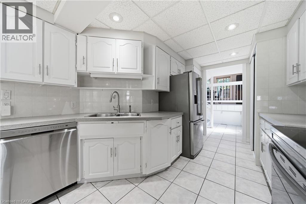 35 Perth Road, Kitchener, Ontario  N2M 3G6 - Photo 9 - 40857672