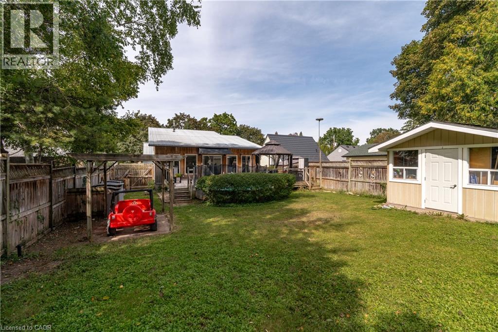 35 Perth Road, Kitchener, Ontario  N2M 3G6 - Photo 40 - 40857672