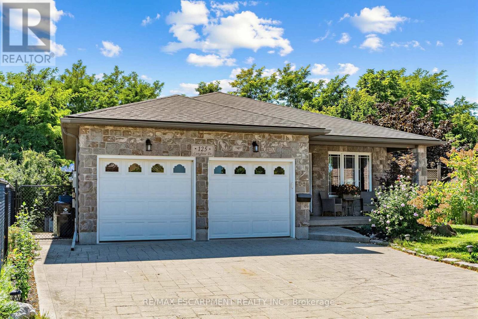 125 LANGLAW DRIVE, Cambridge, Ontario