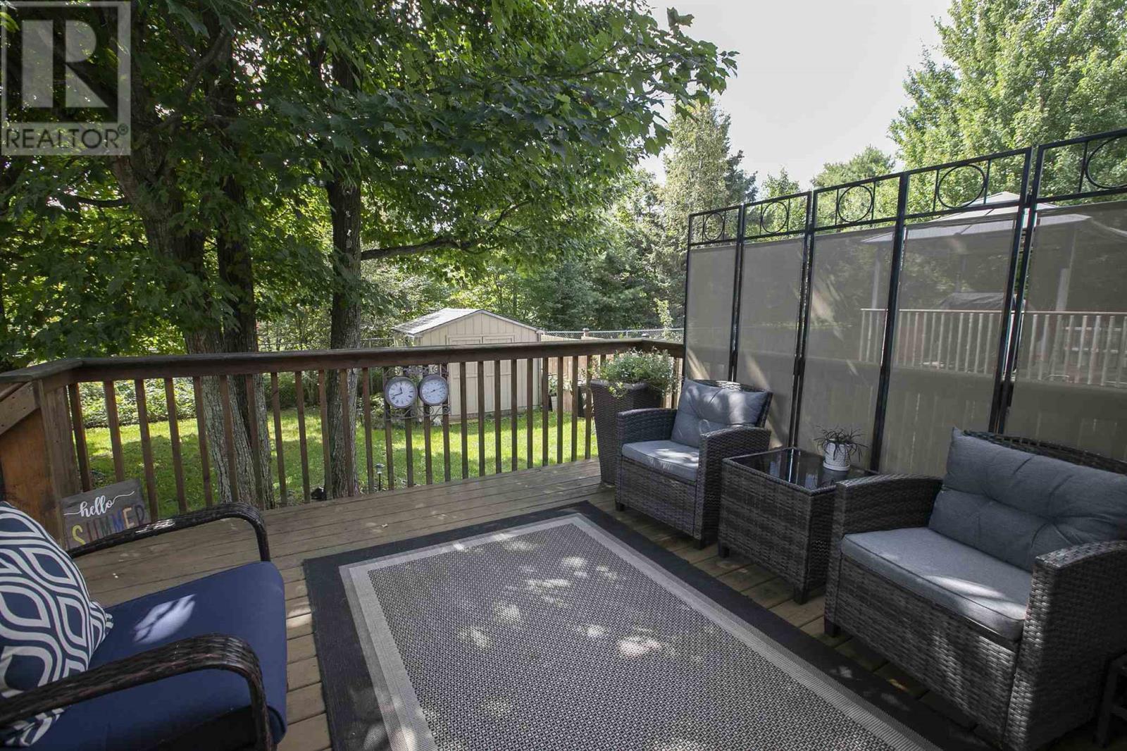 147 Queensgate Blvd, Sault Ste. Marie, Ontario  P6A 6Y4 - Photo 16 - SM262488