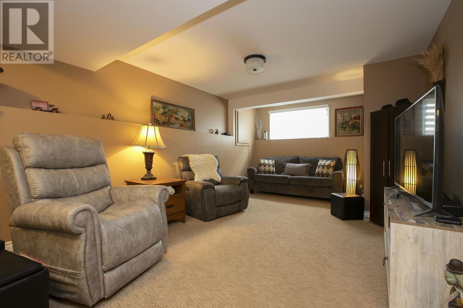 147 Queensgate Blvd, Sault Ste. Marie, Ontario  P6A 6Y4 - Photo 42 - SM262488