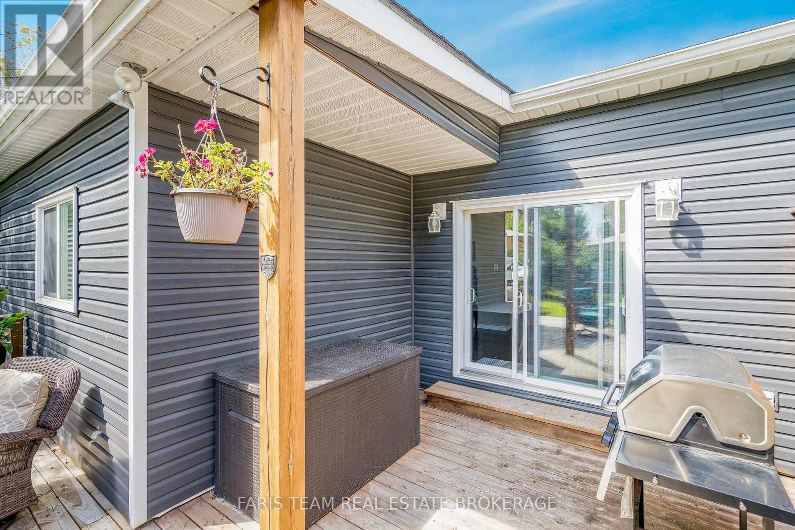 337 Nottawasaga Street, Orillia, Ontario  L3V 3K7 - Photo 18 - S13772072