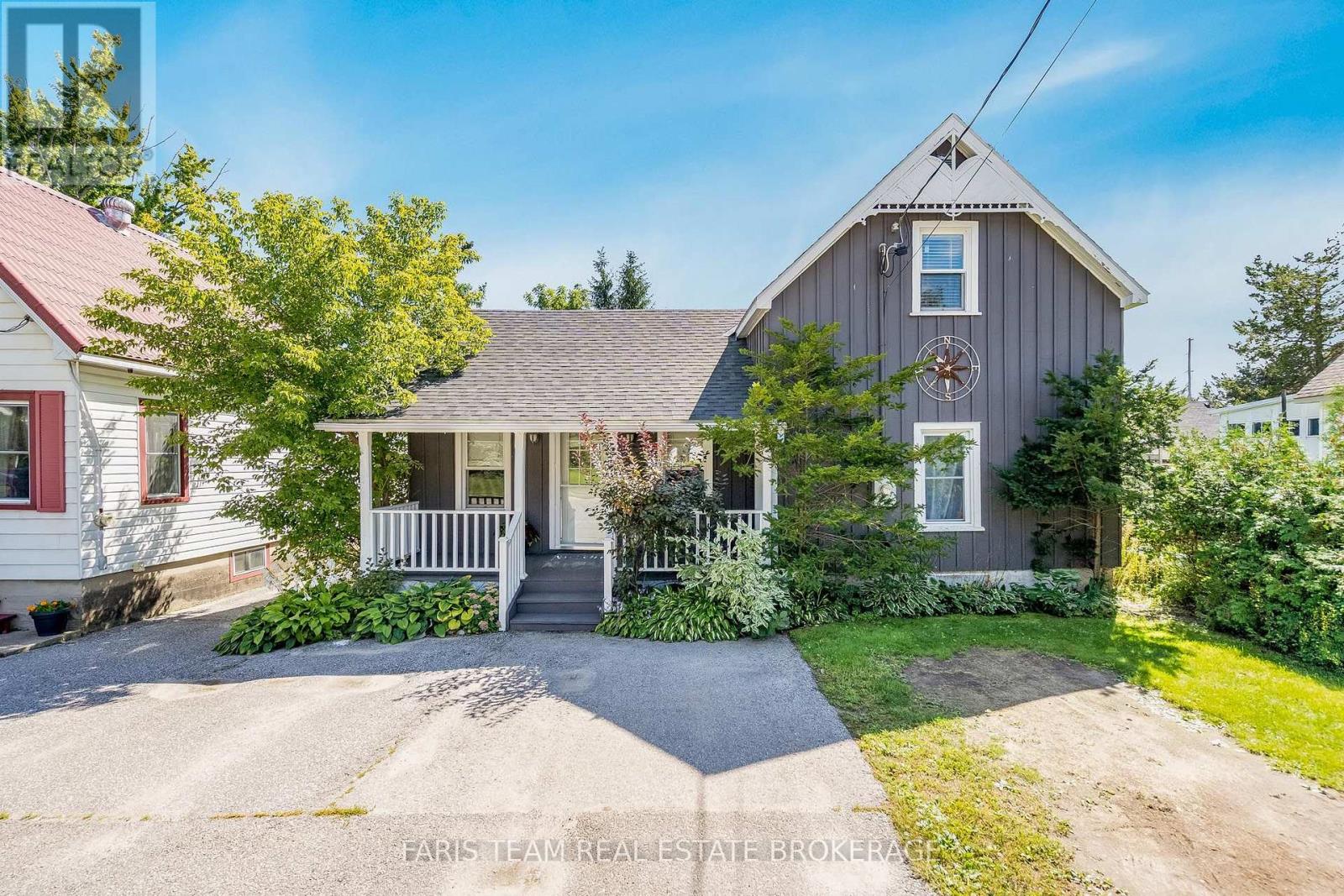 337 Nottawasaga Street, Orillia, Ontario  L3V 3K7 - Photo 2 - S13772072