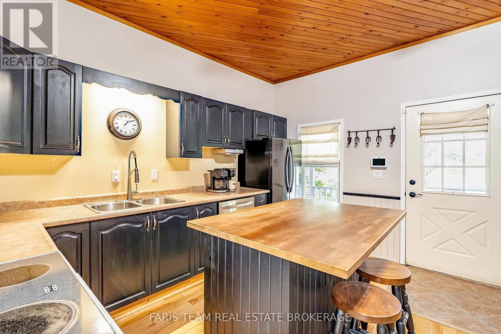 337 Nottawasaga Street, Orillia, Ontario  L3V 3K7 - Photo 8 - S13772072
