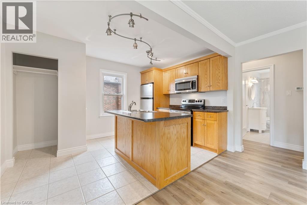 65 East 11th Street Unit# Main Floor, Hamilton, Ontario  L9A 3T3 - Photo 7 - 40859759