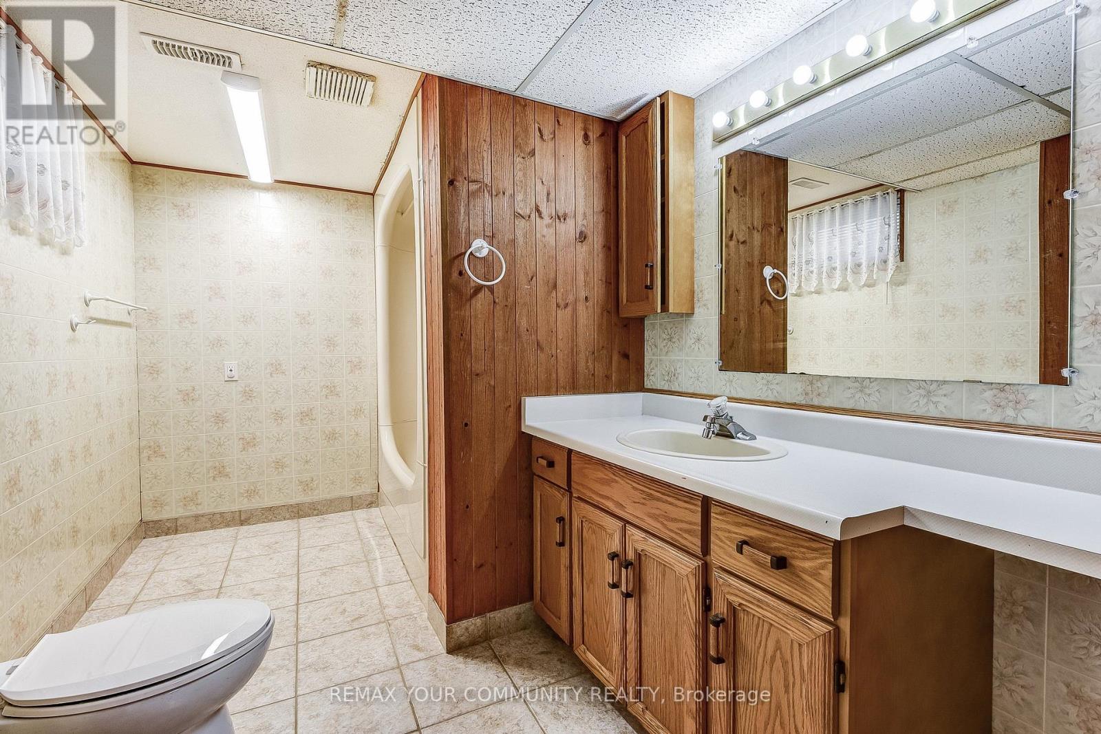 53 Glory Crescent, Toronto, Ontario  M1E 2B9 - Photo 23 - E13733866