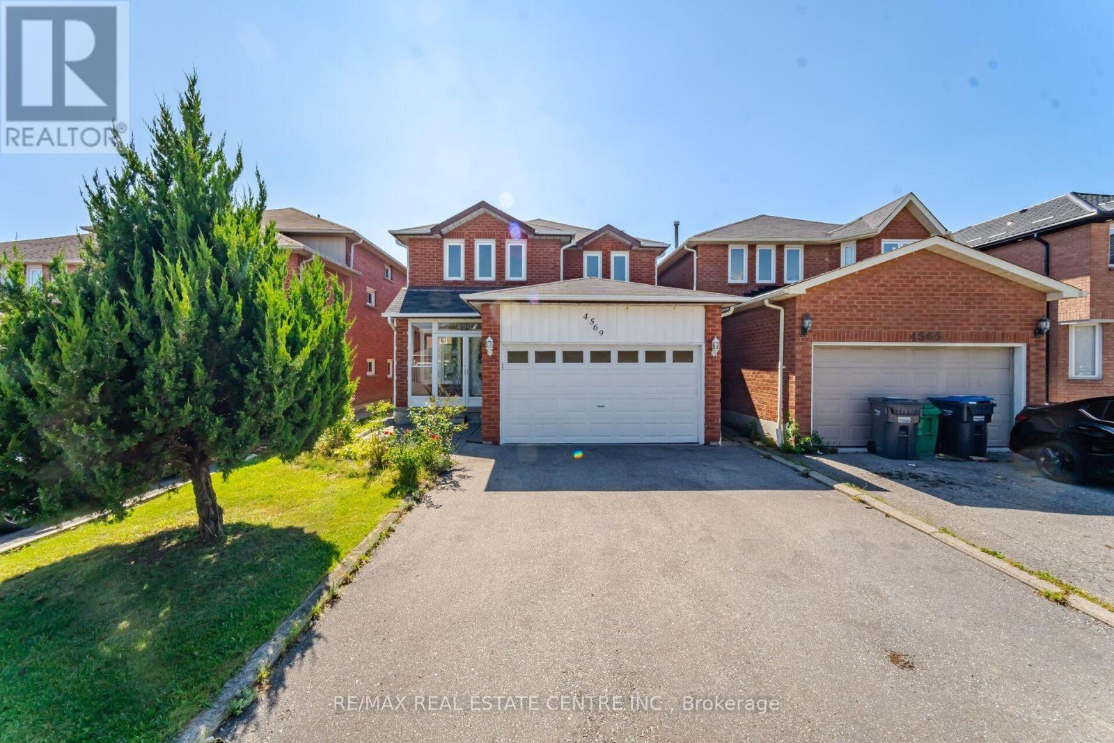 4569 Pemmican Trail, Mississauga, Ontario  L4Z 2M2 - Photo 2 - W13776040
