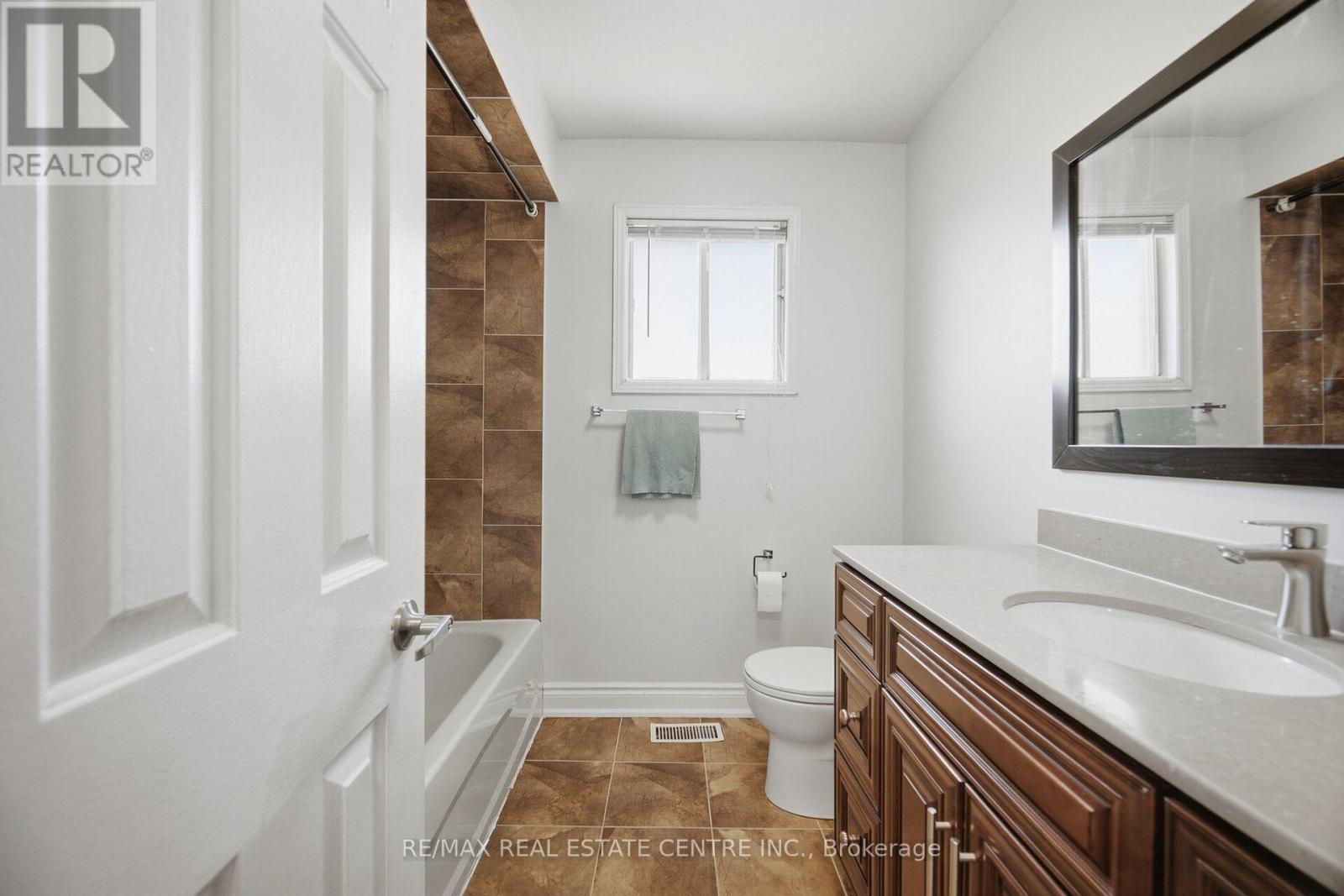 4569 Pemmican Trail, Mississauga, Ontario  L4Z 2M2 - Photo 29 - W13776040