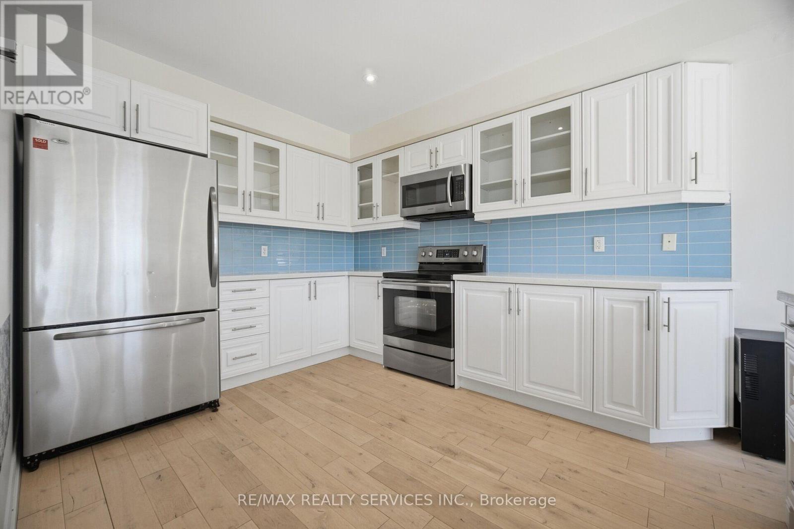 33 Sewells Lane, Brampton, Ontario  L7A 2Z9 - Photo 16 - W13772944