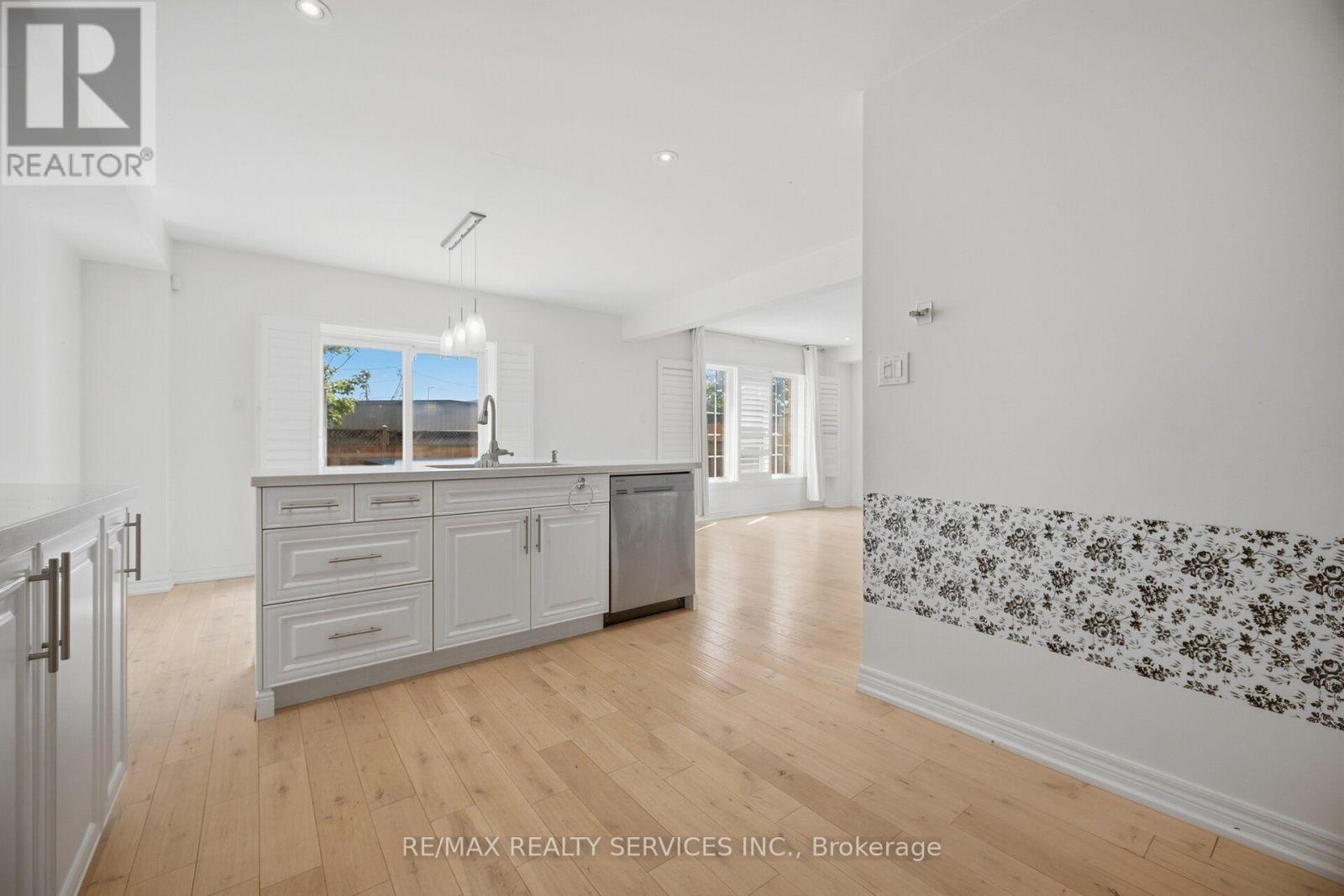 33 Sewells Lane, Brampton, Ontario  L7A 2Z9 - Photo 19 - W13772944