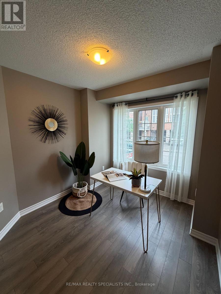 1730 Copeland Circle, Milton, Ontario  L9T 8Y2 - Photo 5 - W13775470