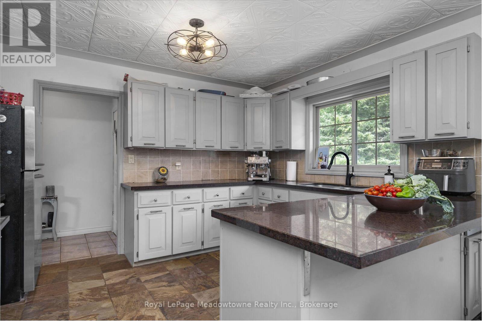 13306 Sixth Line, Milton, Ontario  L7J 2L7 - Photo 7 - W13774314