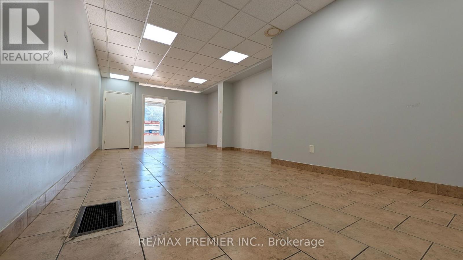 Main - 1657 Weston Road, Toronto, Ontario  M9N 1V2 - Photo 5 - W13764906