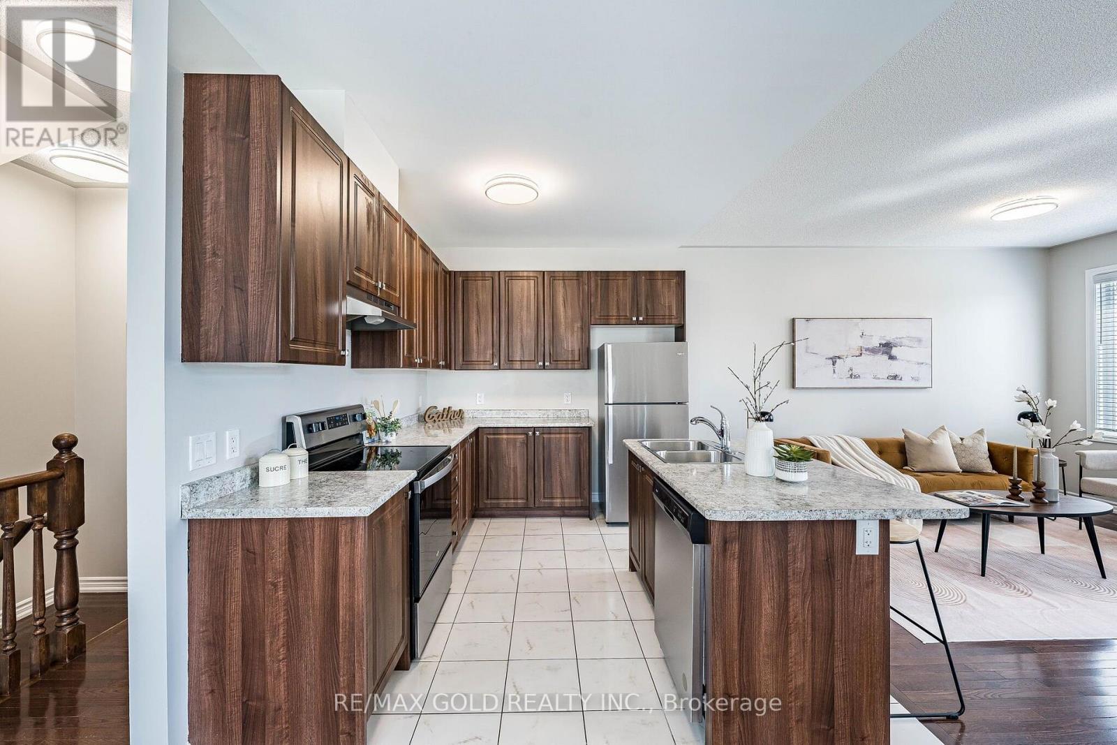 2 Cosbury Lane, Caledon, Ontario  L7C 4H2 - Photo 16 - W13771438