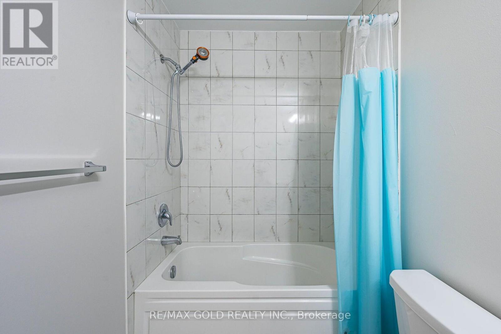 2 Cosbury Lane, Caledon, Ontario  L7C 4H2 - Photo 34 - W13771438