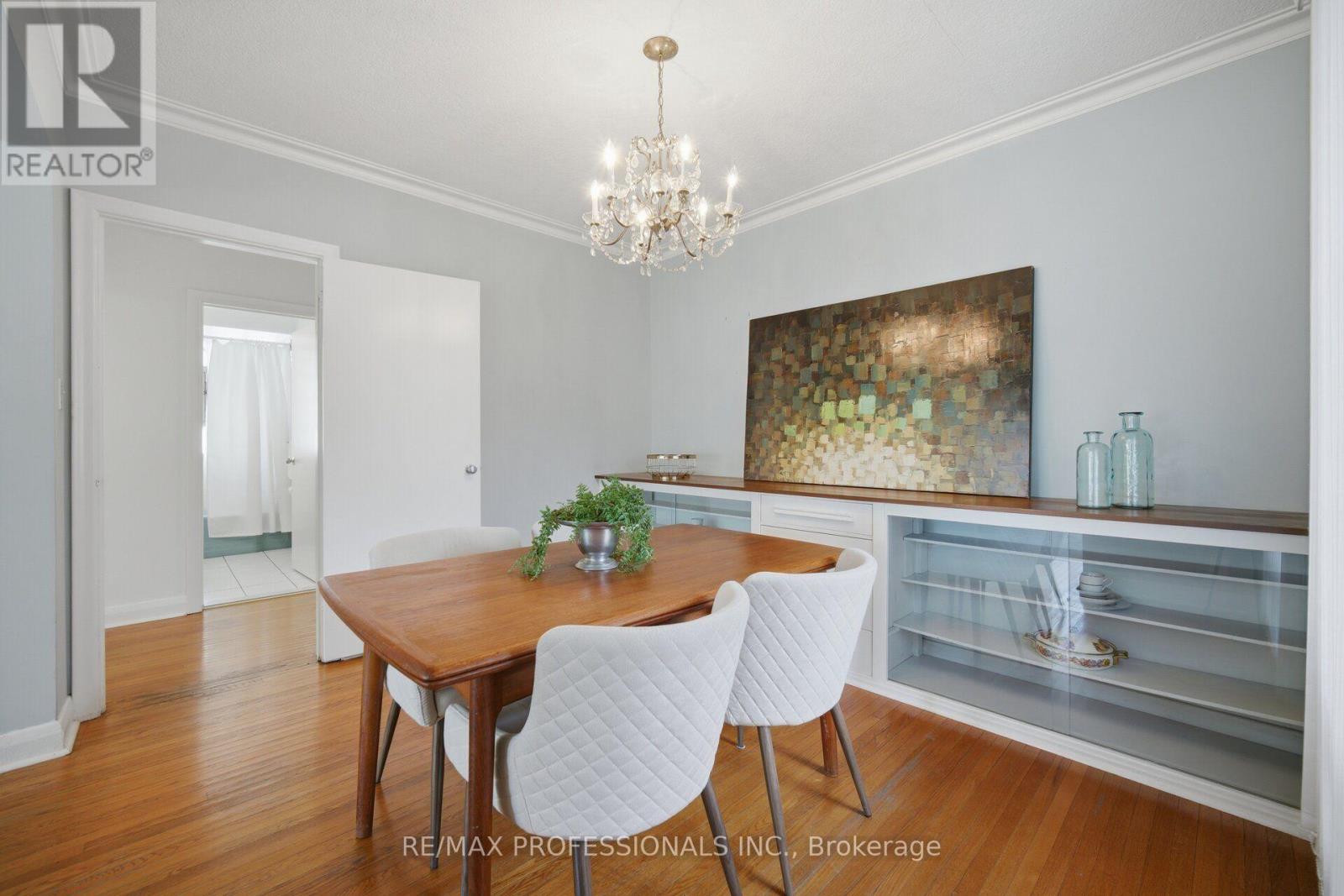 42 Cardigan Road, Toronto, Ontario  M8Z 2W2 - Photo 14 - W13771856