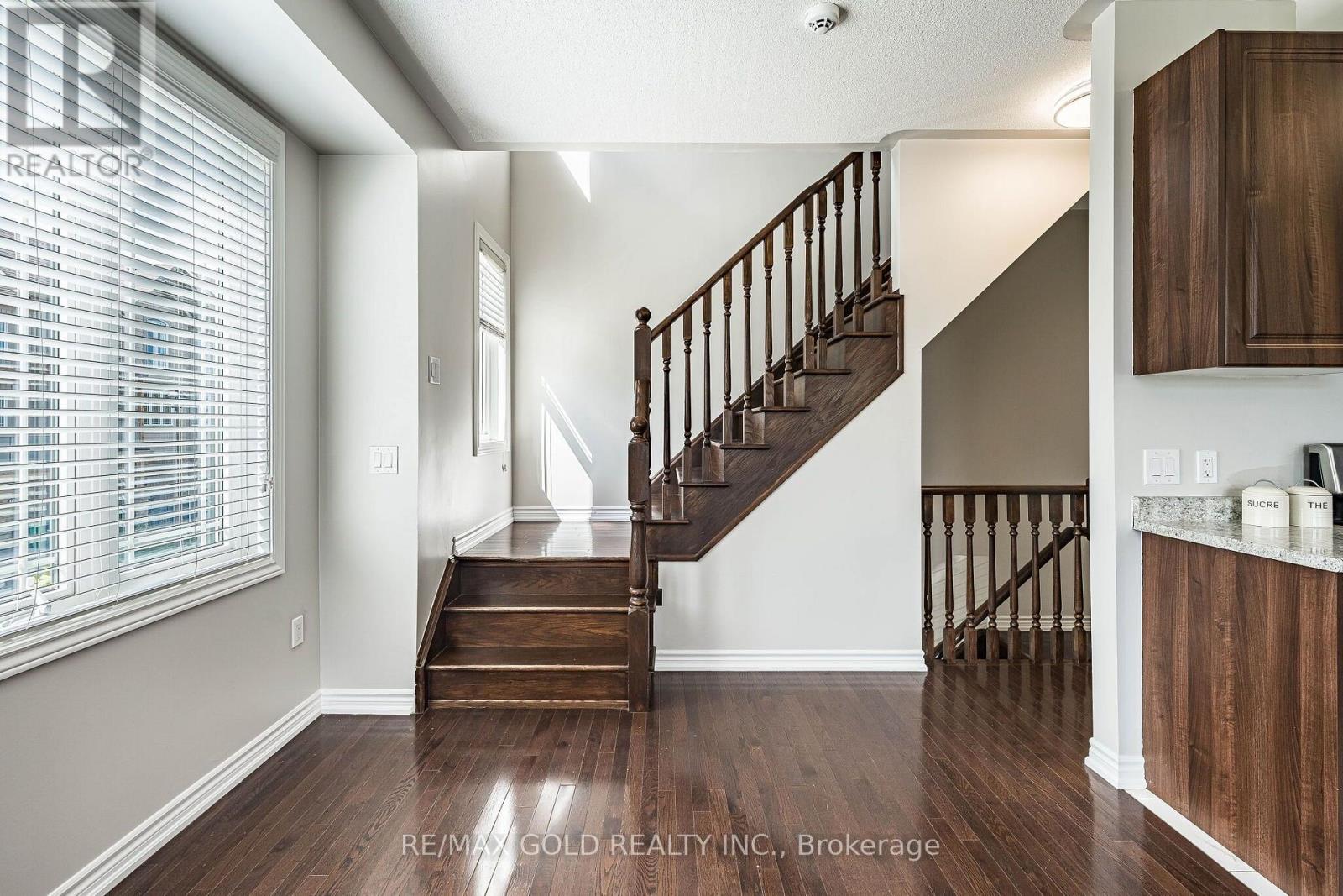 2 Cosbury Lane, Caledon, Ontario  L7C 4H2 - Photo 25 - W13771438