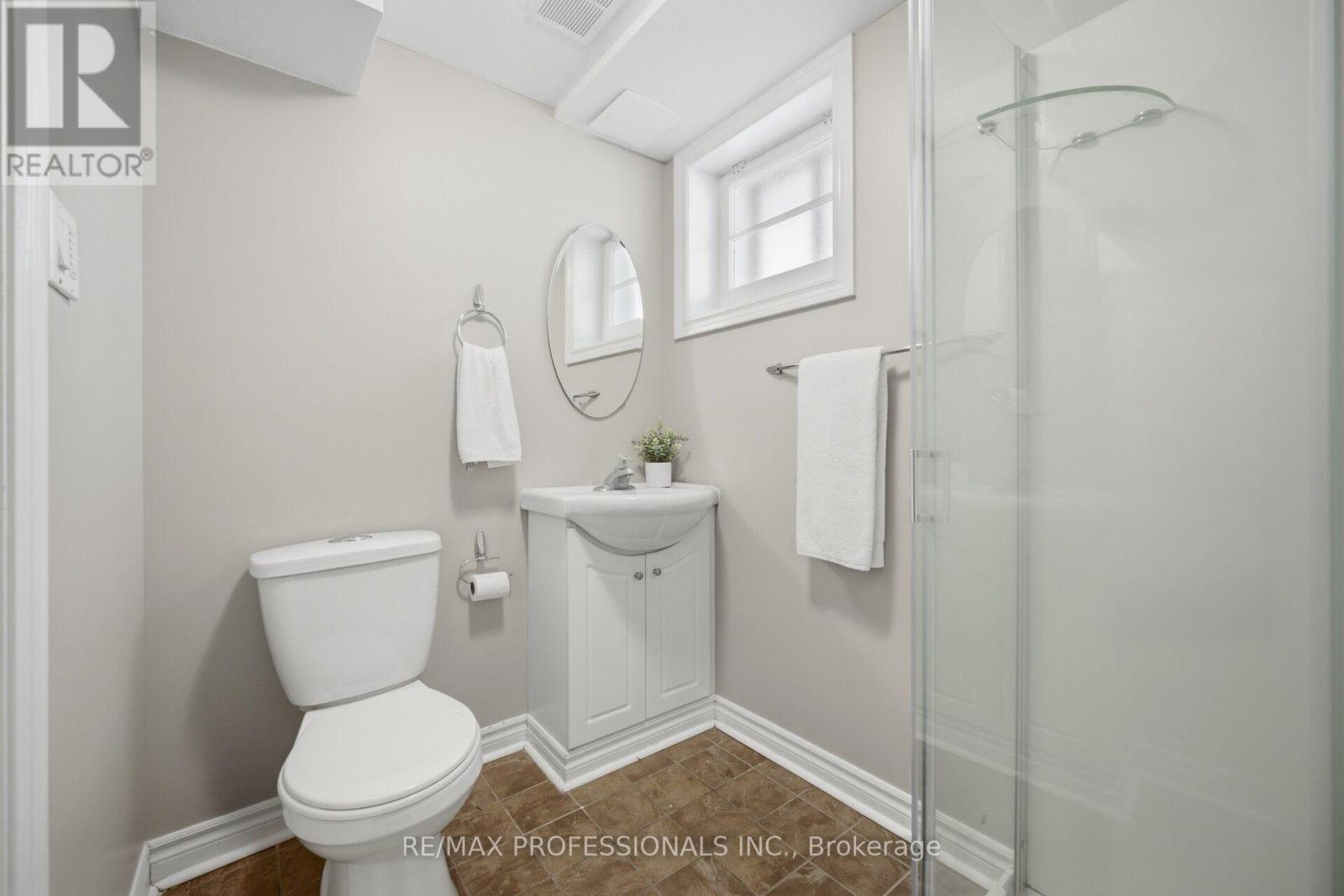 42 Cardigan Road, Toronto, Ontario  M8Z 2W2 - Photo 39 - W13771856