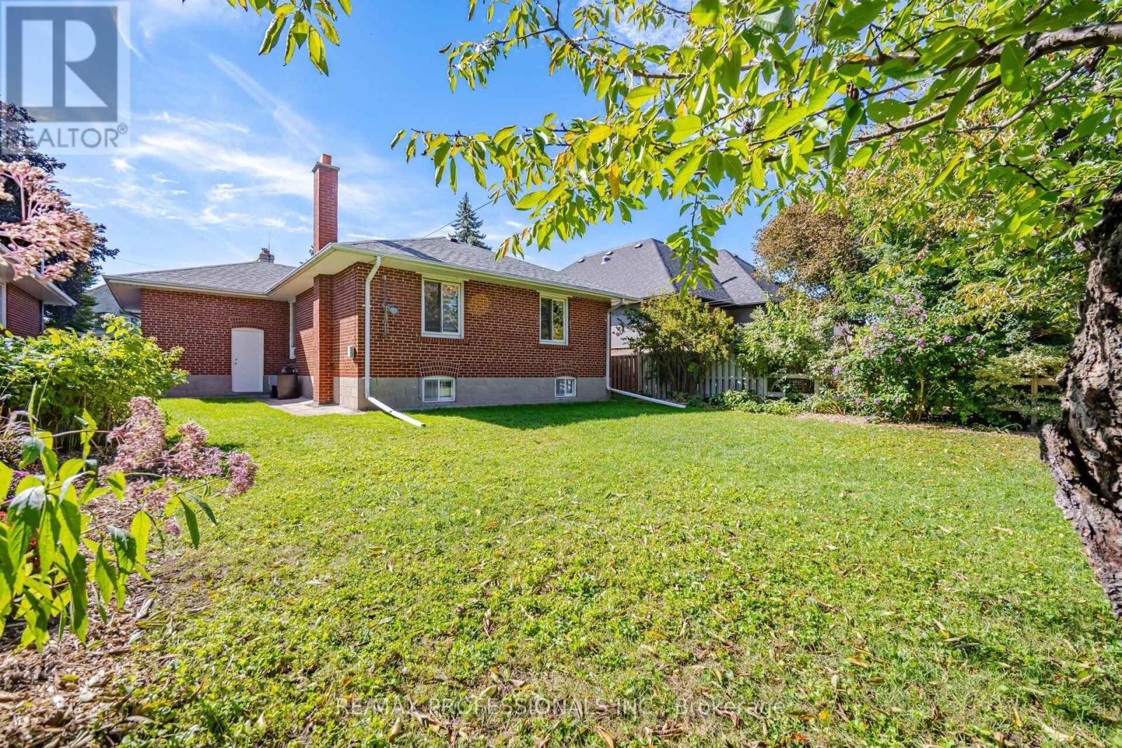 42 Cardigan Road, Toronto, Ontario  M8Z 2W2 - Photo 44 - W13771856