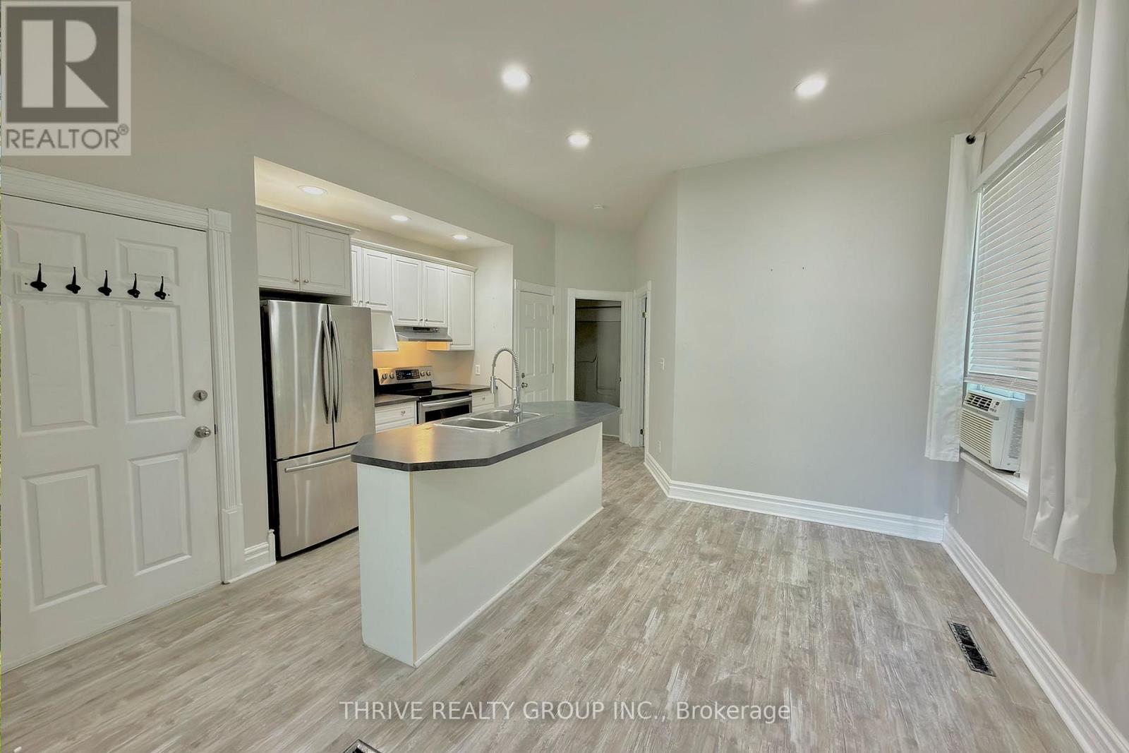 1 - 385 Central Avenue, London East, Ontario  N6B 2E3 - Photo 4 - X13776118