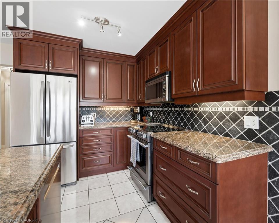 44 Tami Court, Kitchener, Ontario  N2B 3V2 - Photo 16 - 40860166