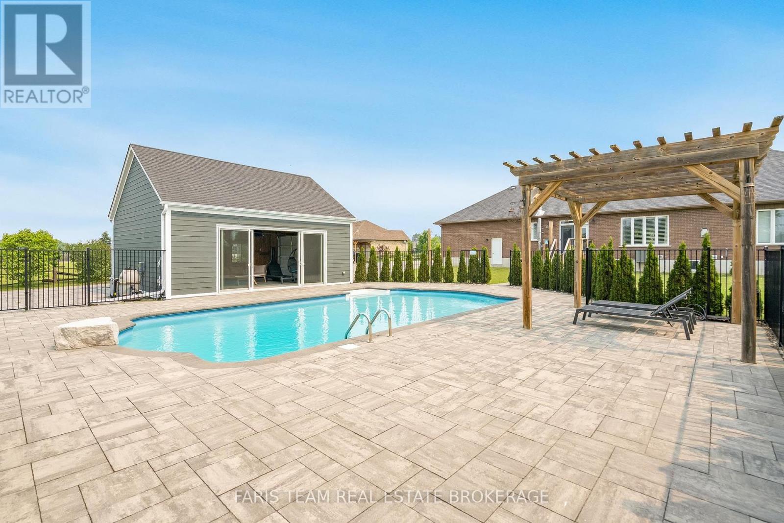 2 Harry Parker Place, Adjala-Tosorontio, Ontario  L0M 1J0 - Photo 40 - N13776158