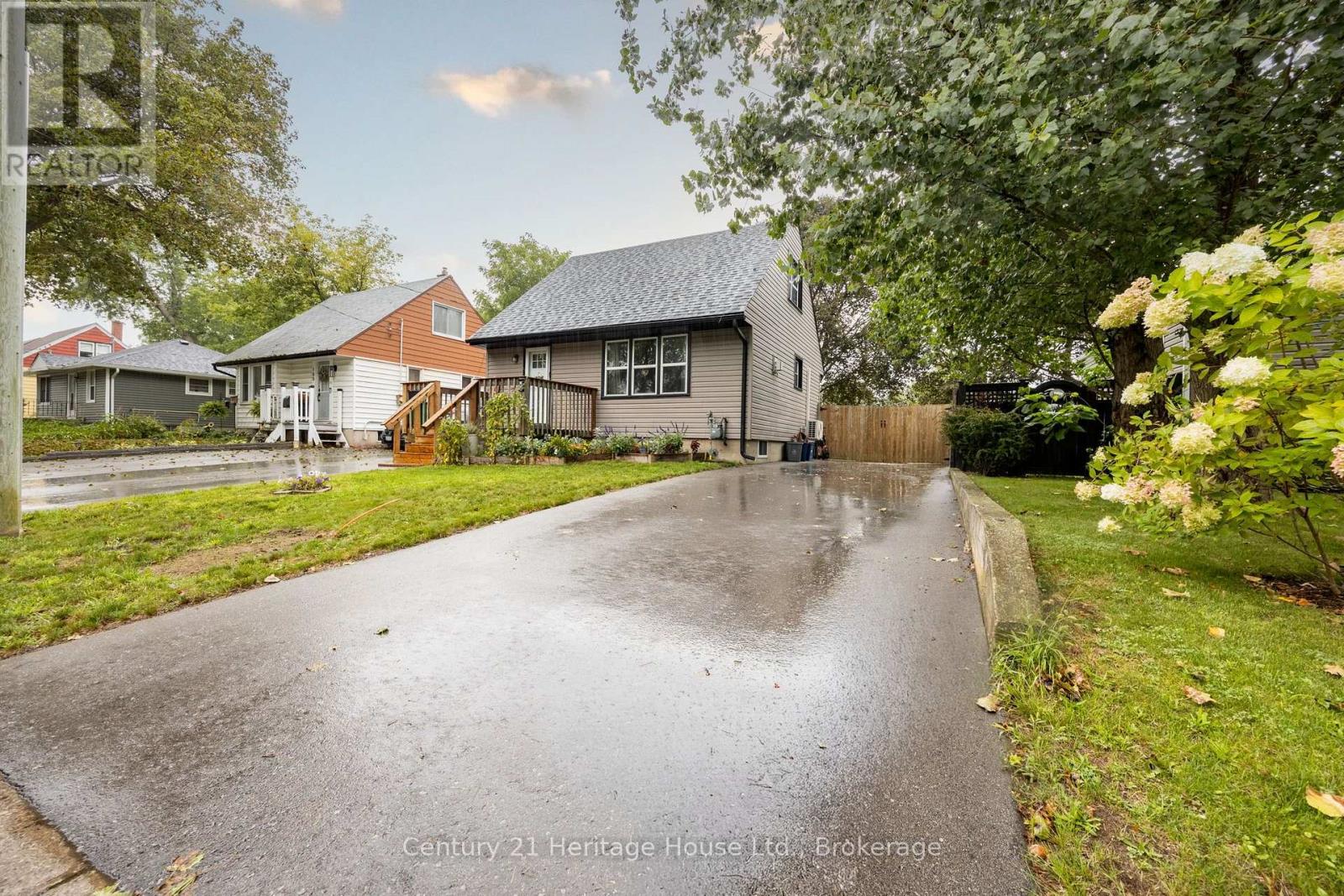 102 Stewart Avenue, Cambridge, Ontario  N1R 2T9 - Photo 4 - X13776122
