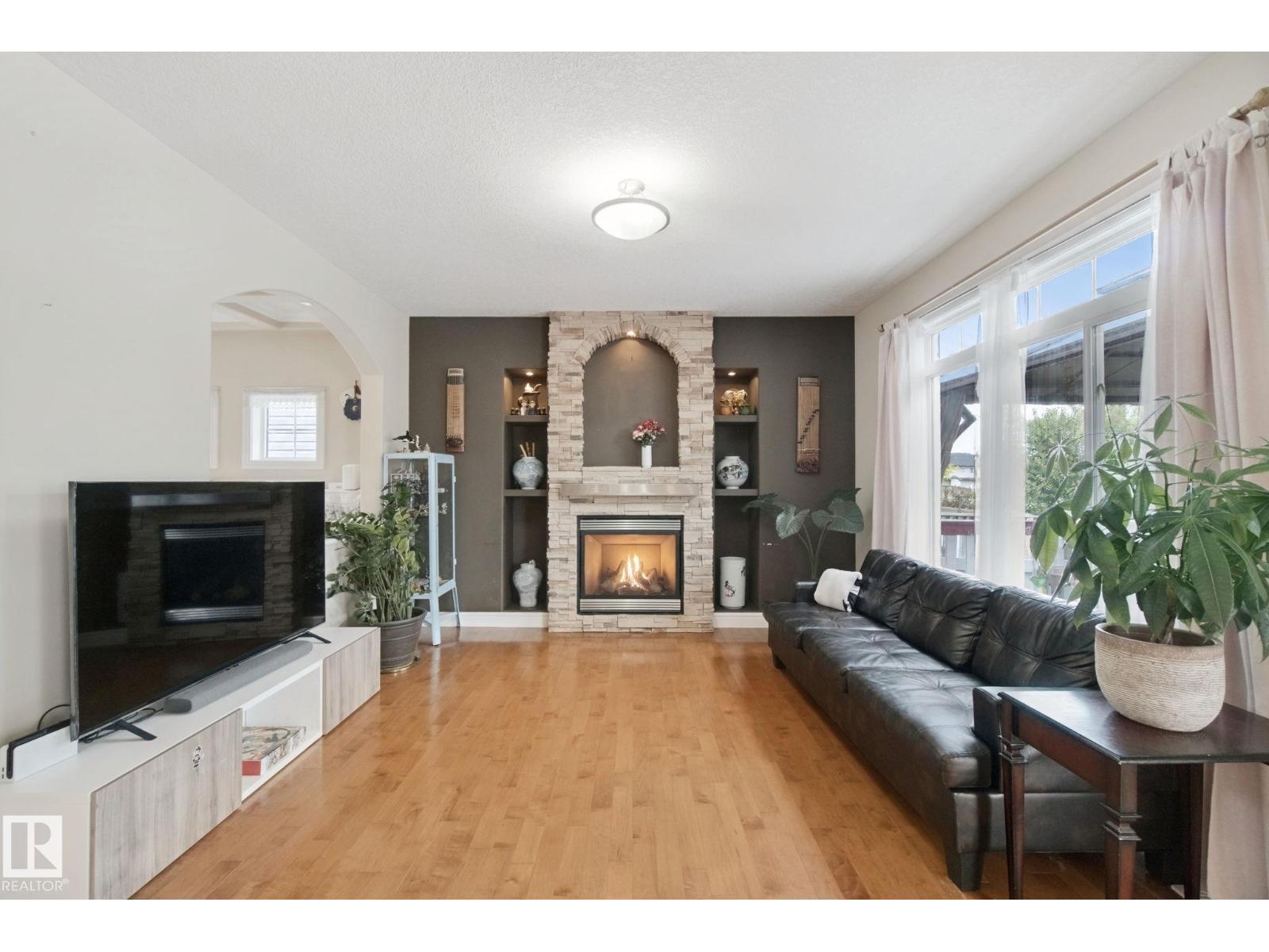 6415 Sandin Cr NW, Edmonton, Alberta  T6R 0E9 - Photo 13 - E4508403