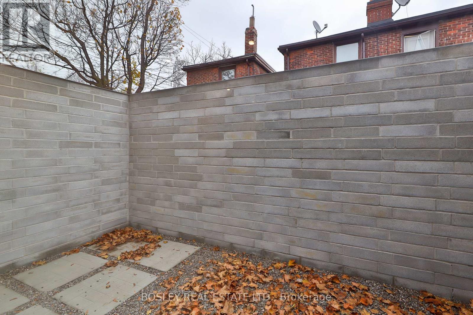Laneway - 1404 Dufferin Street, Toronto, Ontario  M6H 4C8 - Photo 22 - W13776094