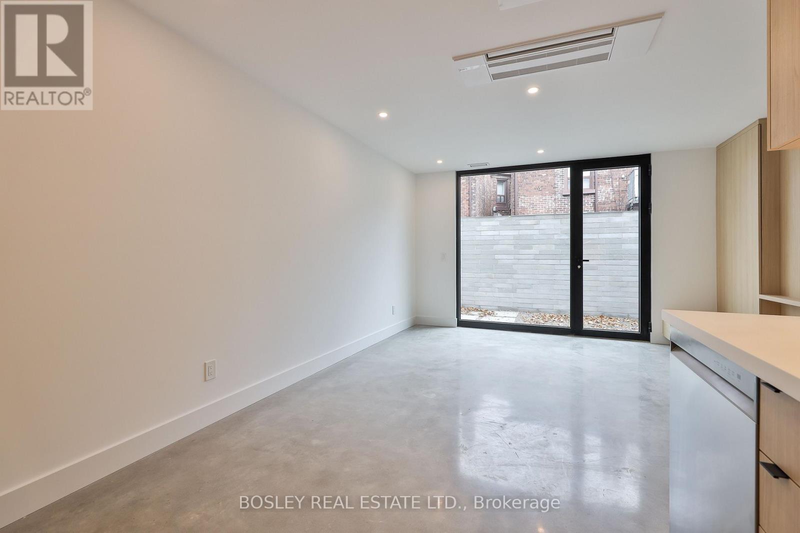 Laneway - 1404 Dufferin Street, Toronto, Ontario  M6H 4C8 - Photo 8 - W13776094