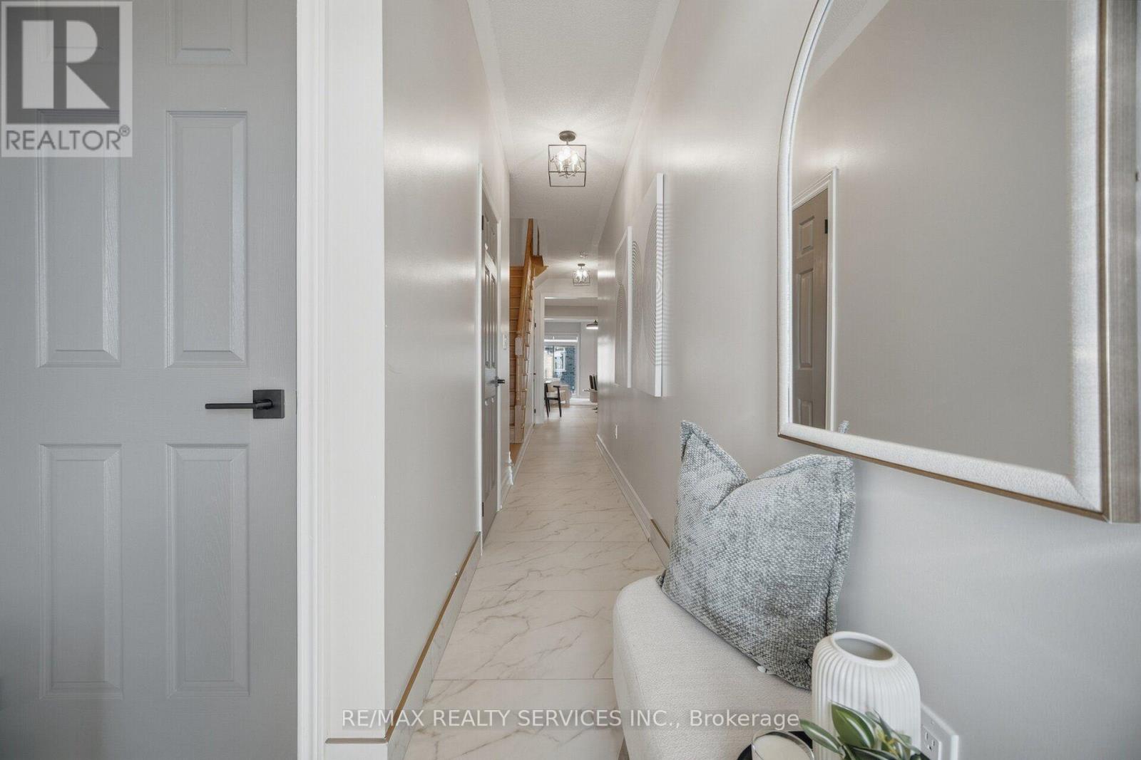 33 Sparrowbrook Street, Caledon, Ontario  L7C 4G8 - Photo 11 - W13776114