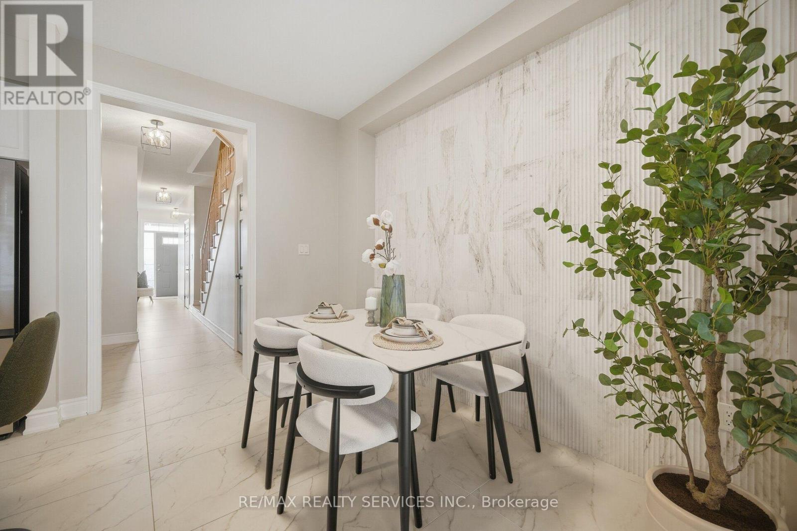 33 Sparrowbrook Street, Caledon, Ontario  L7C 4G8 - Photo 17 - W13776114