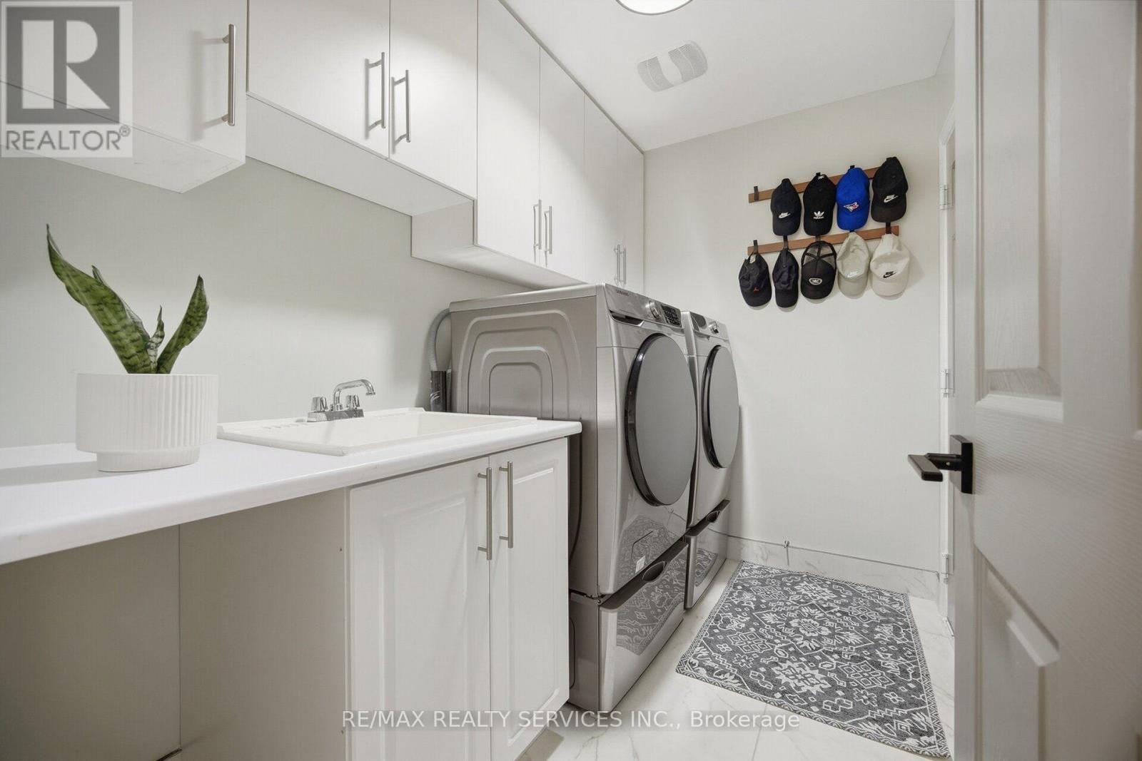33 Sparrowbrook Street, Caledon, Ontario  L7C 4G8 - Photo 23 - W13776114