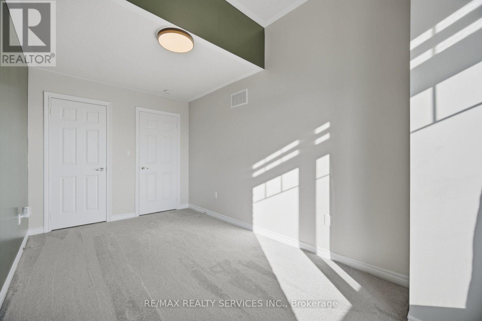 33 Sparrowbrook Street, Caledon, Ontario  L7C 4G8 - Photo 36 - W13776114