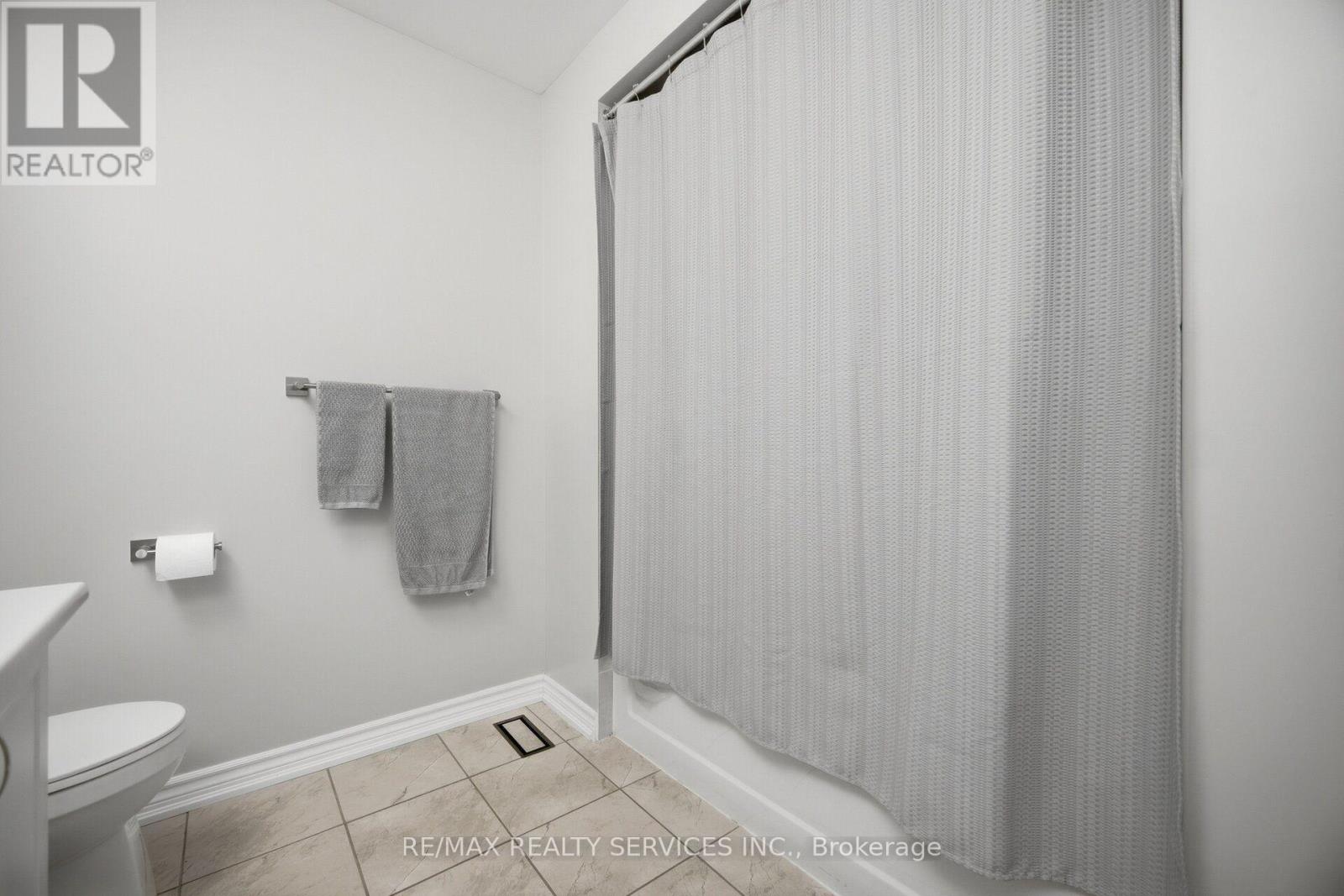 33 Sparrowbrook Street, Caledon, Ontario  L7C 4G8 - Photo 38 - W13776114