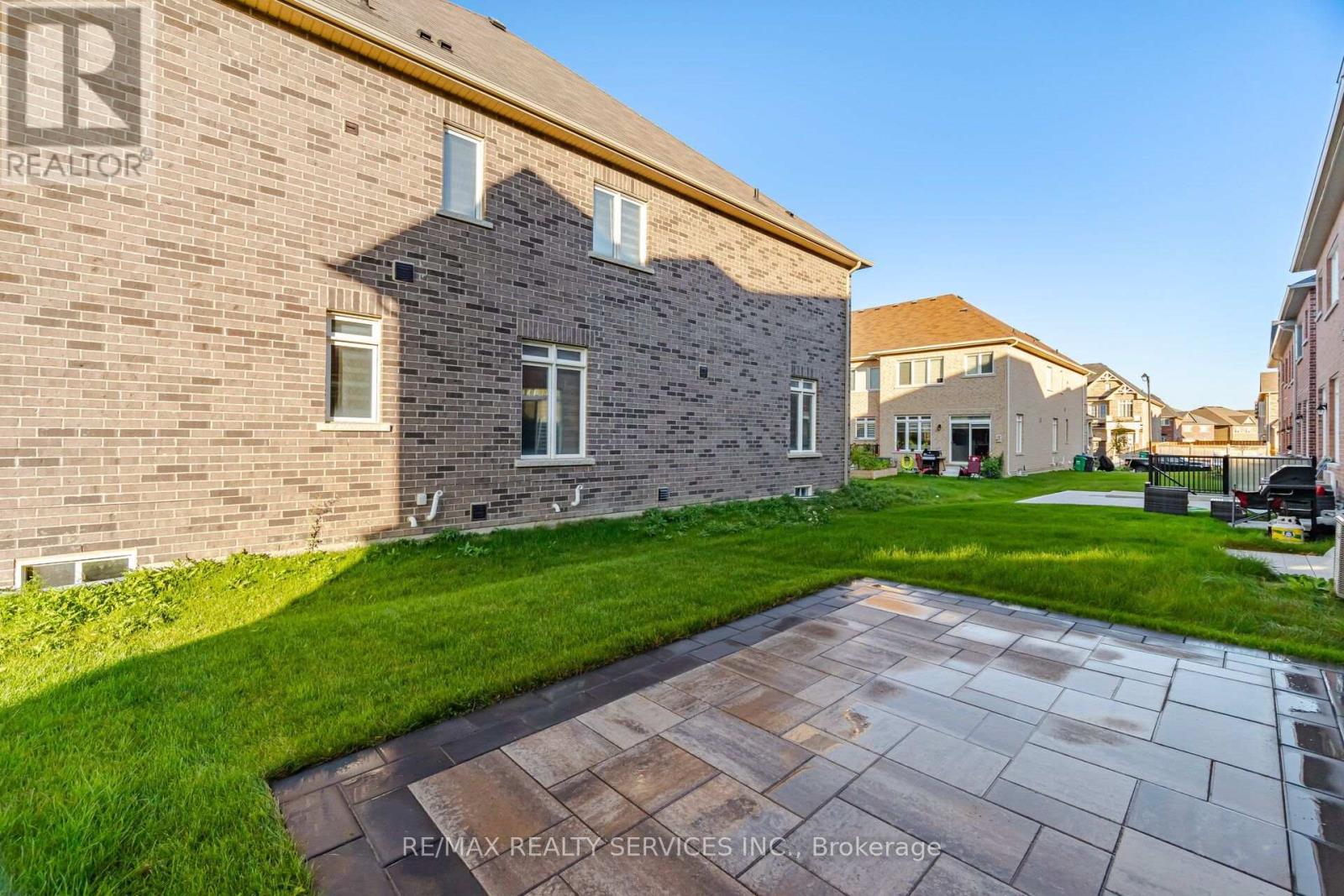 33 Sparrowbrook Street, Caledon, Ontario  L7C 4G8 - Photo 39 - W13776114
