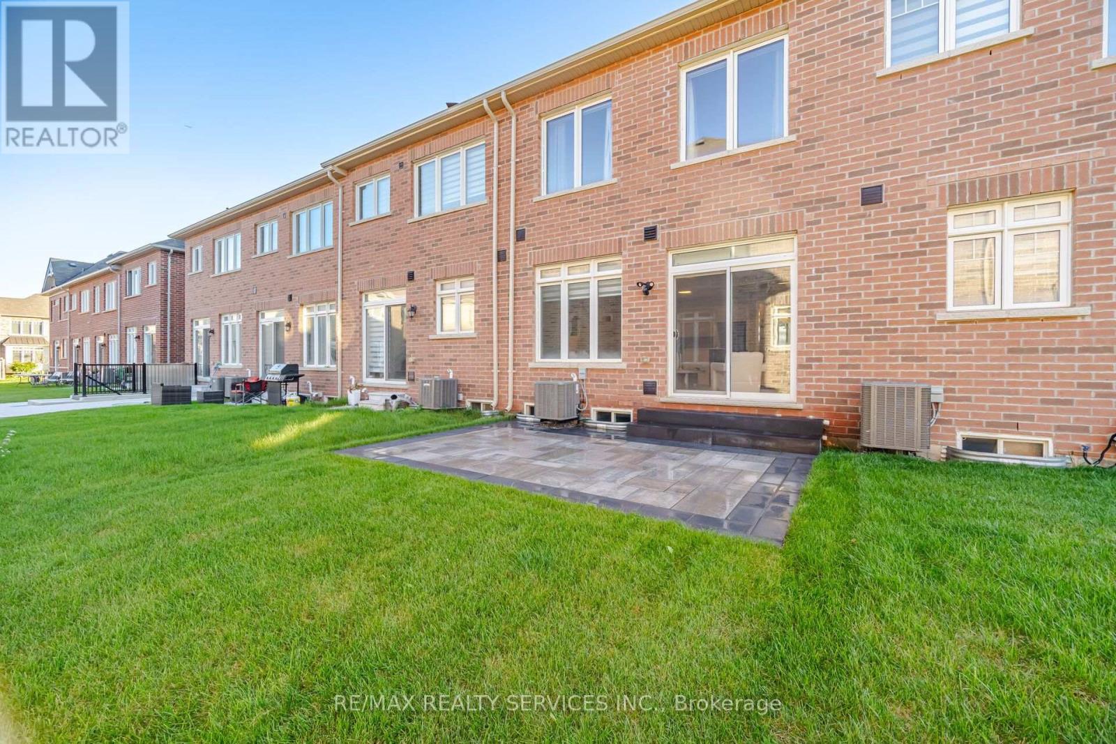 33 Sparrowbrook Street, Caledon, Ontario  L7C 4G8 - Photo 40 - W13776114