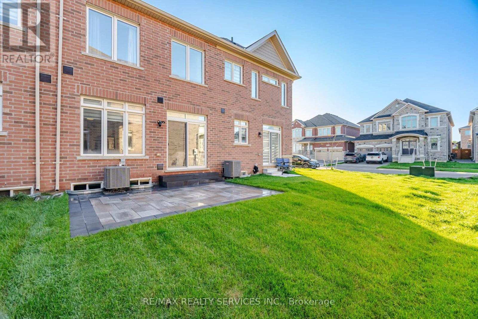 33 Sparrowbrook Street, Caledon, Ontario  L7C 4G8 - Photo 42 - W13776114