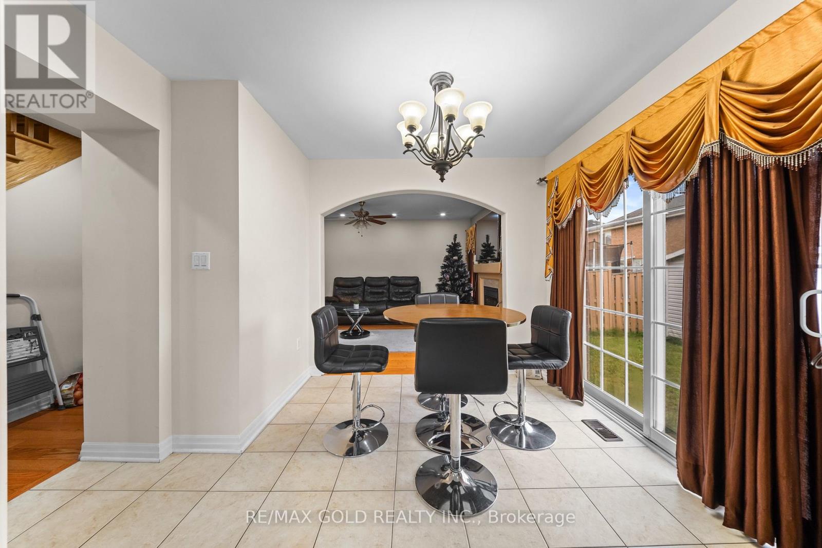 1 Slipneedle Street, Brampton, Ontario  L6S 6L4 - Photo 15 - W13776130