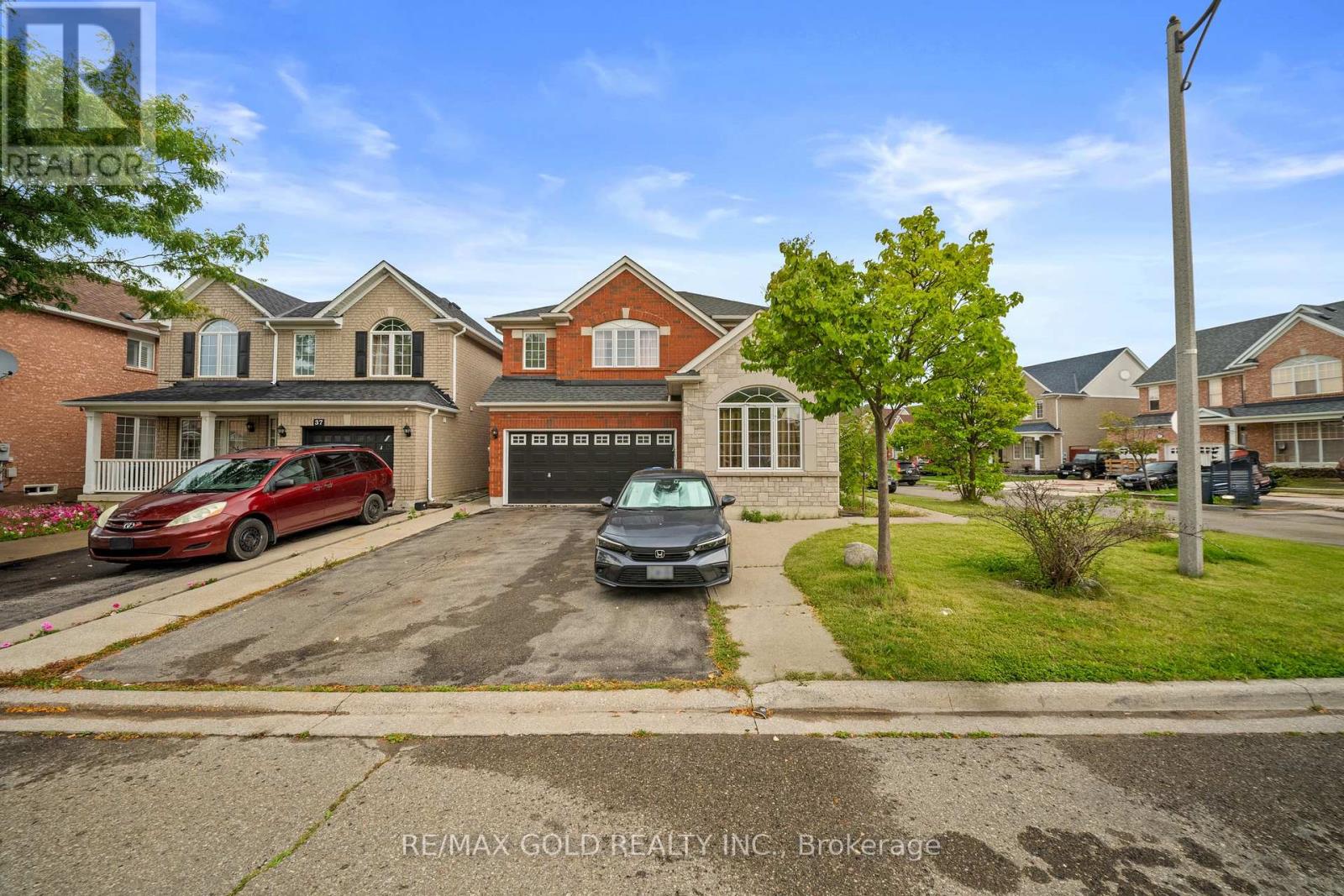 1 Slipneedle Street, Brampton, Ontario  L6S 6L4 - Photo 4 - W13776130