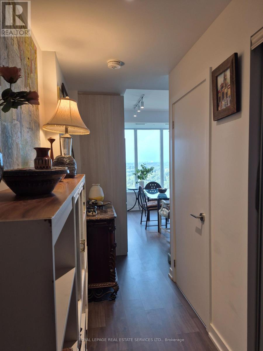 2302 - 1926 Lake Shore Boulevard W, Toronto, Ontario  M6S 1A1 - Photo 5 - W13776152