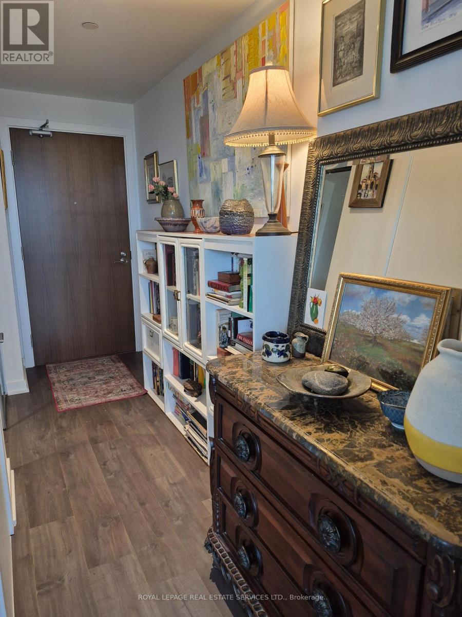 2302 - 1926 Lake Shore Boulevard W, Toronto, Ontario  M6S 1A1 - Photo 6 - W13776152