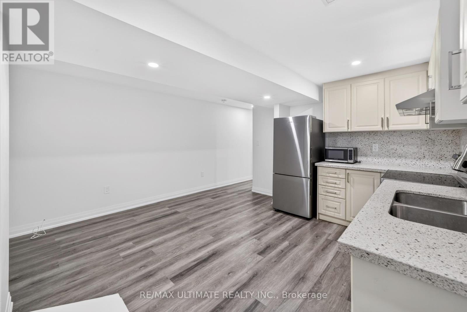 82 Yellow Brick Road, Brampton, Ontario  L6V 4L1 - Photo 12 - W13776174