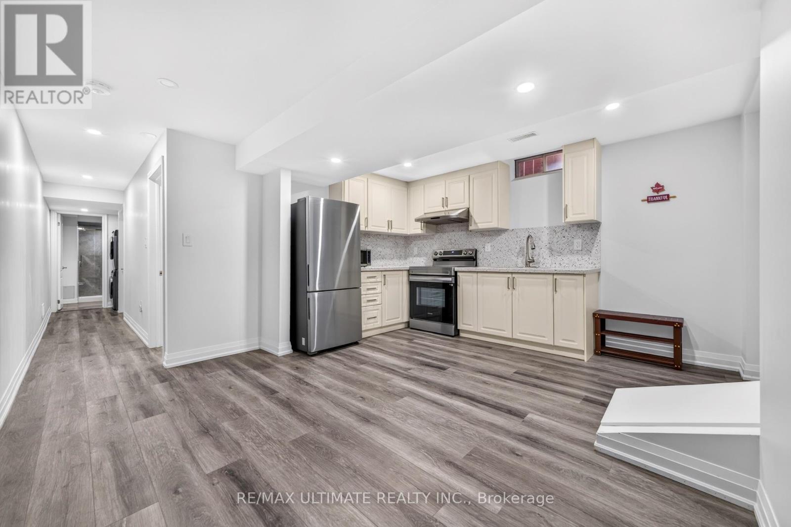 82 Yellow Brick Road, Brampton, Ontario  L6V 4L1 - Photo 7 - W13776174