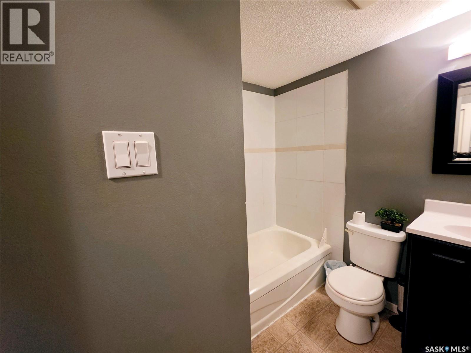 5 2 Summers Place, Saskatoon, Saskatchewan S7H 3W4 - Photo 8 - SK047756