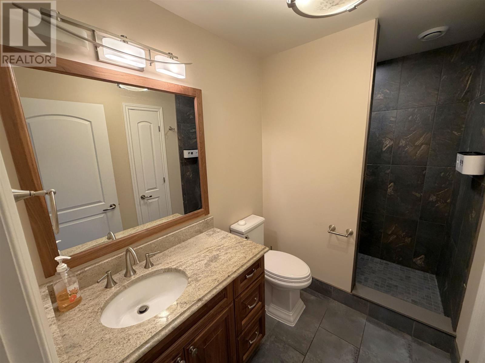 39 Blackwell Rd, Elliot Lake, Ontario  P5A 1G4 - Photo 26 - SM262424