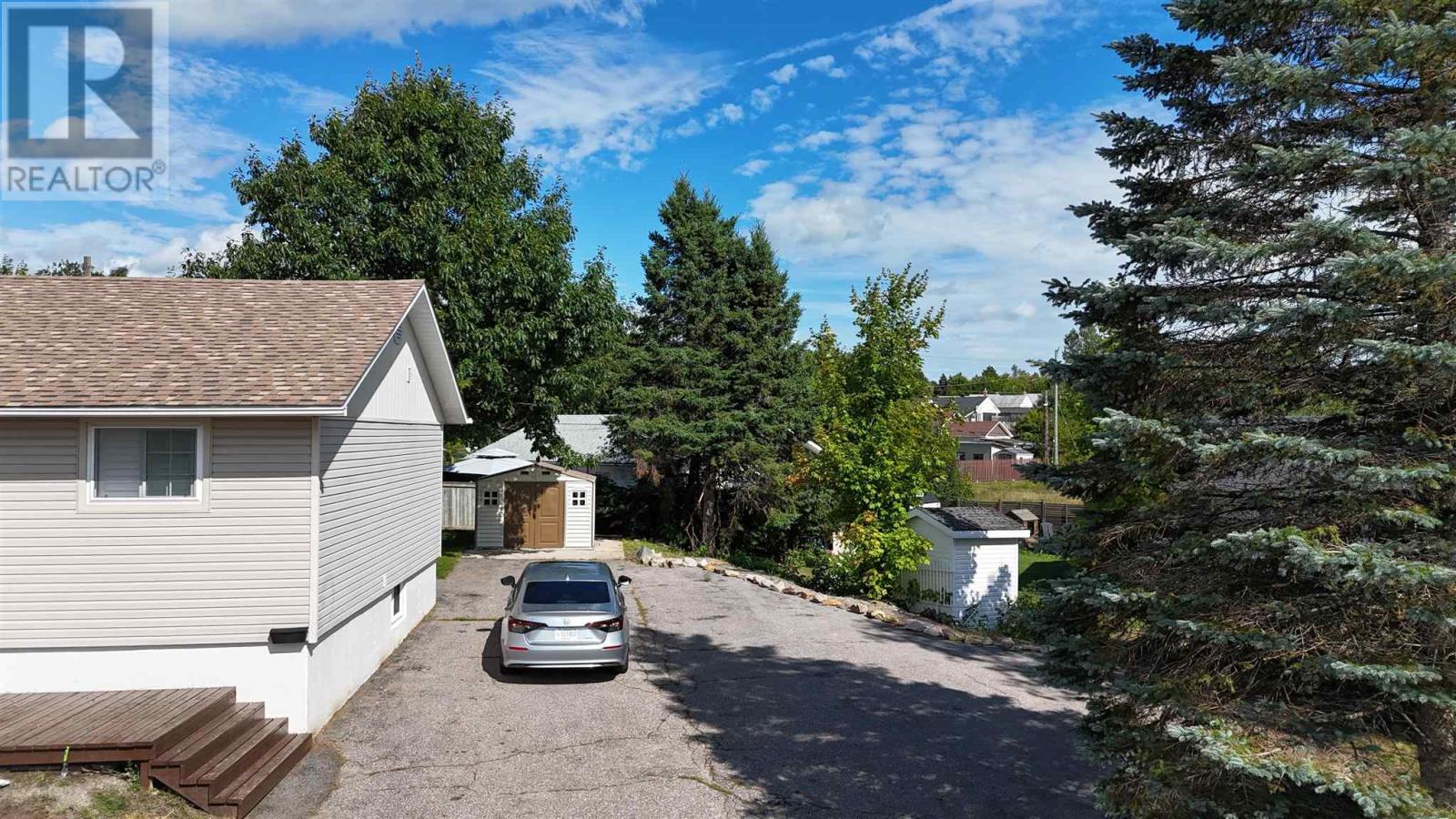 39 Blackwell Rd, Elliot Lake, Ontario  P5A 1G4 - Photo 4 - SM262424