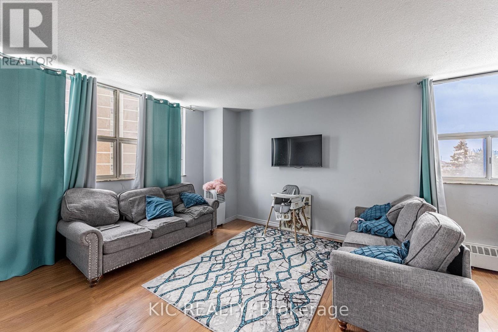 403 - 2645 Kipling Avenue, Toronto, Ontario  M9V 3S6 - Photo 5 - W13773928