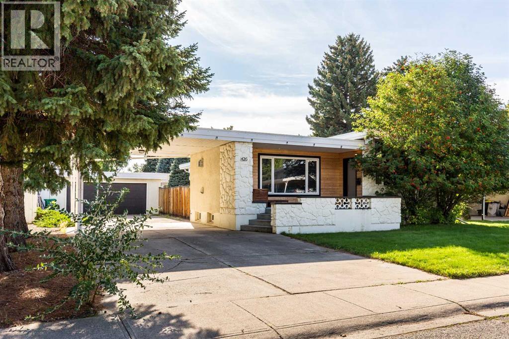 426 Normandy Road S, Lethbridge, Alberta  T1J 3Y1 - Photo 2 - A2343504